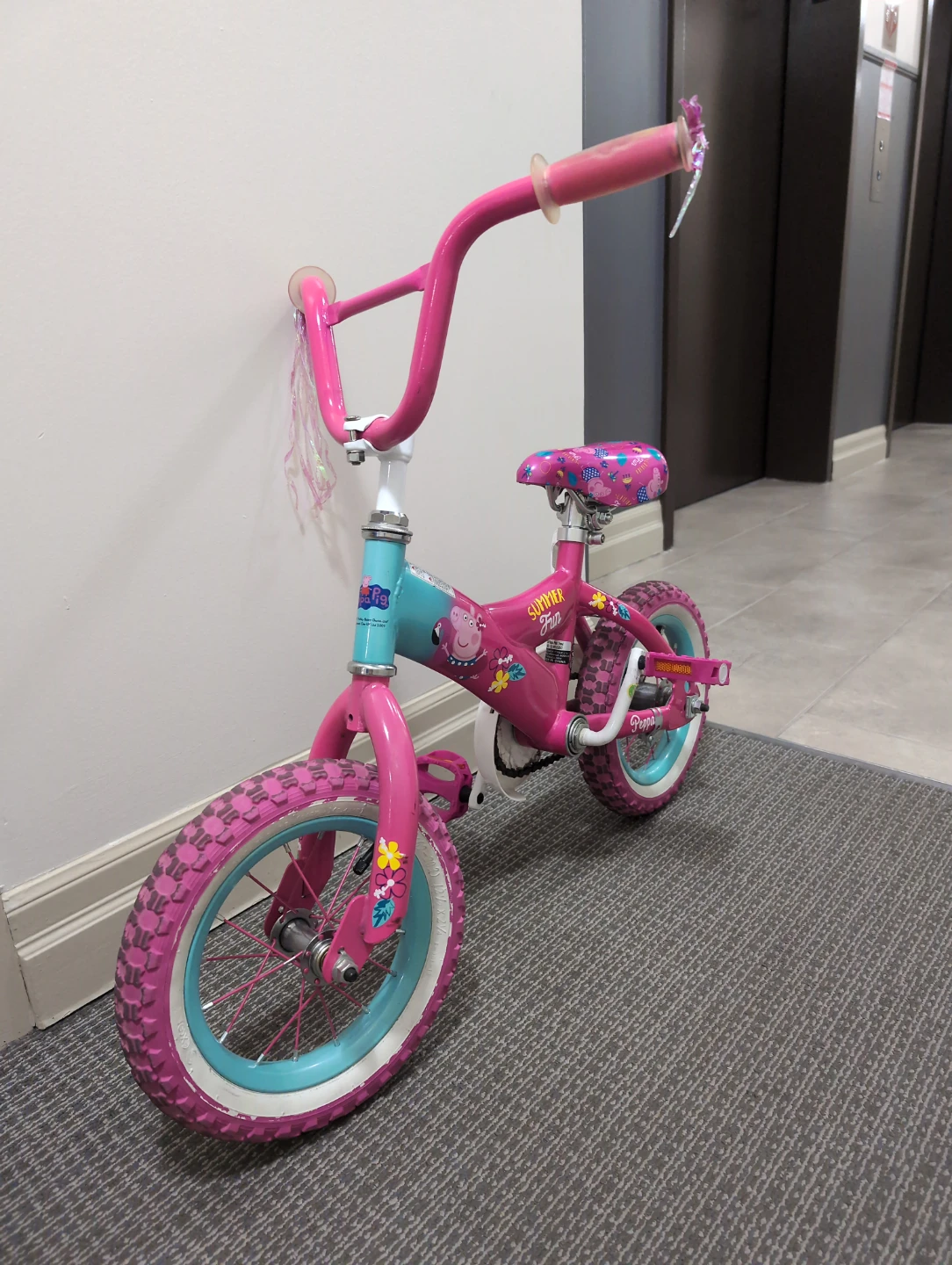 Peppa Pig Kids' Bike - photo 2