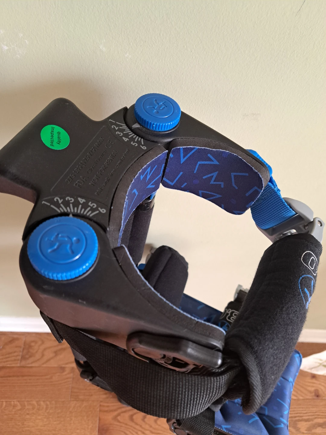 iWALK 3.0 Hands-Free Knee Crutch – Excellent Condition - photo 3