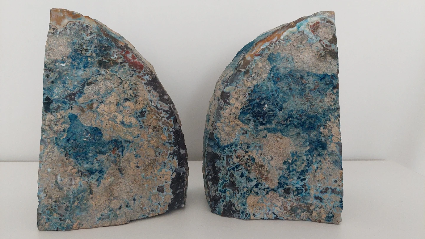 Bookends - photo 3