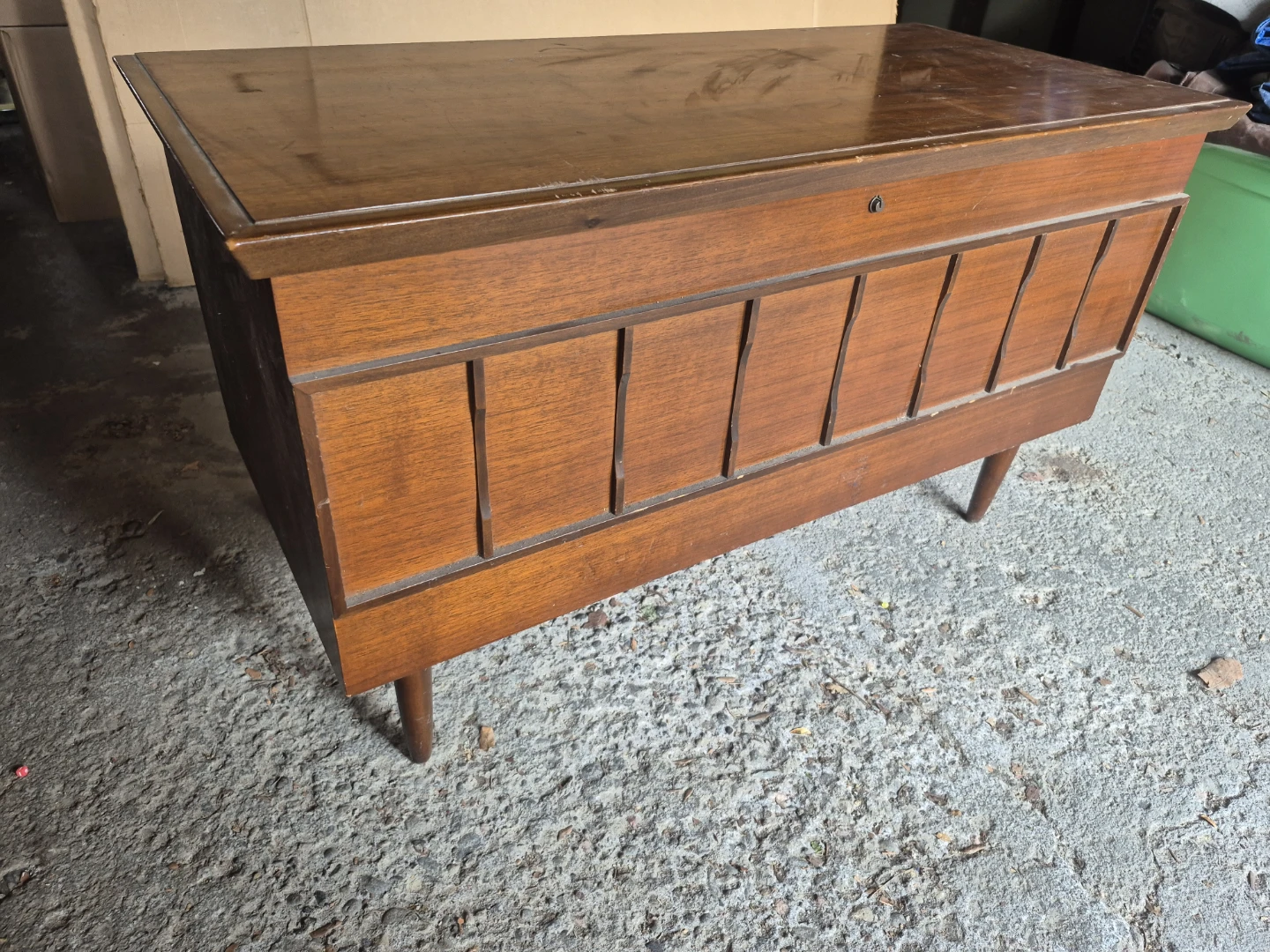 Mid-century modern style wooden storage chest / blanket box - photo 3