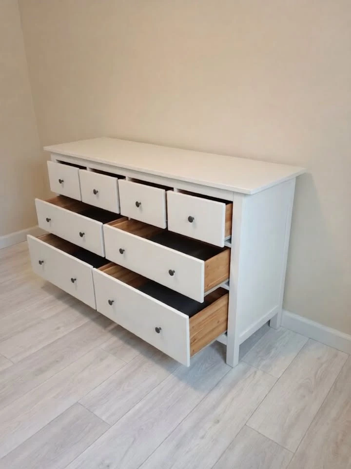 Elegant Ikea Solid Wood 8 Drawer Hemnes White Dresser - photo 2