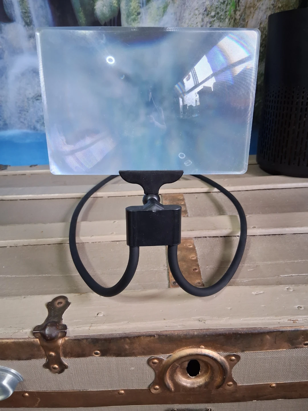 Black Neck Hanging Screen Magnifier - photo 2