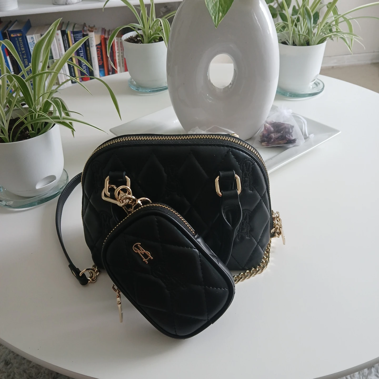 Steve Madden Quilted Black Dome Bag with Pouch - photo 2