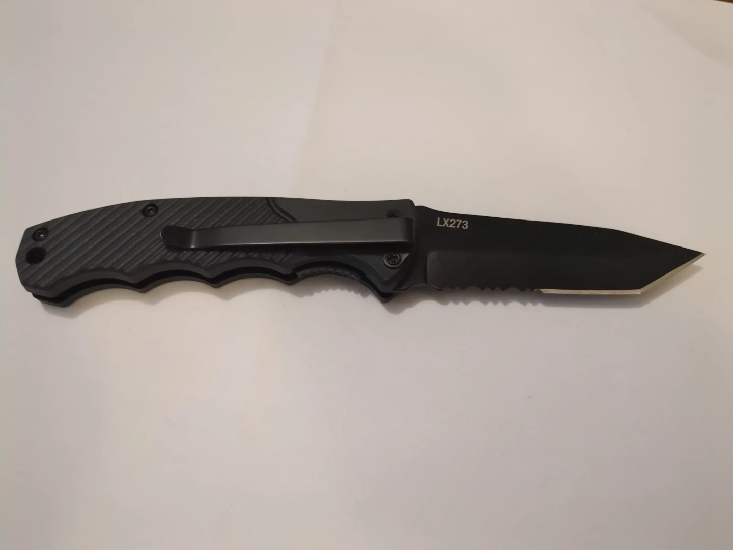 New Coast Lockblade Folding Knife with Durable Belt Clip - photo 5