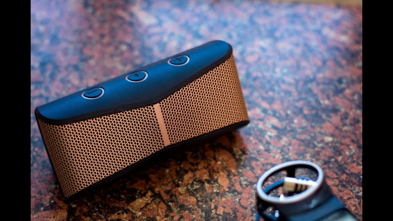 Logitech X300 Mobile Wireless Stereo Speaker