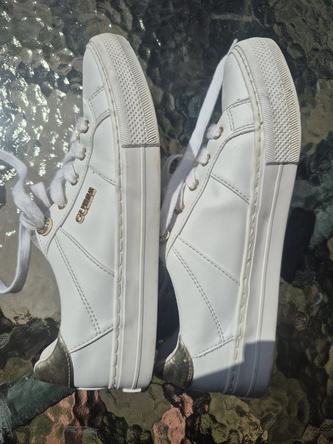 GUESS White & Gold Lace-Up Sneakers - photo 3