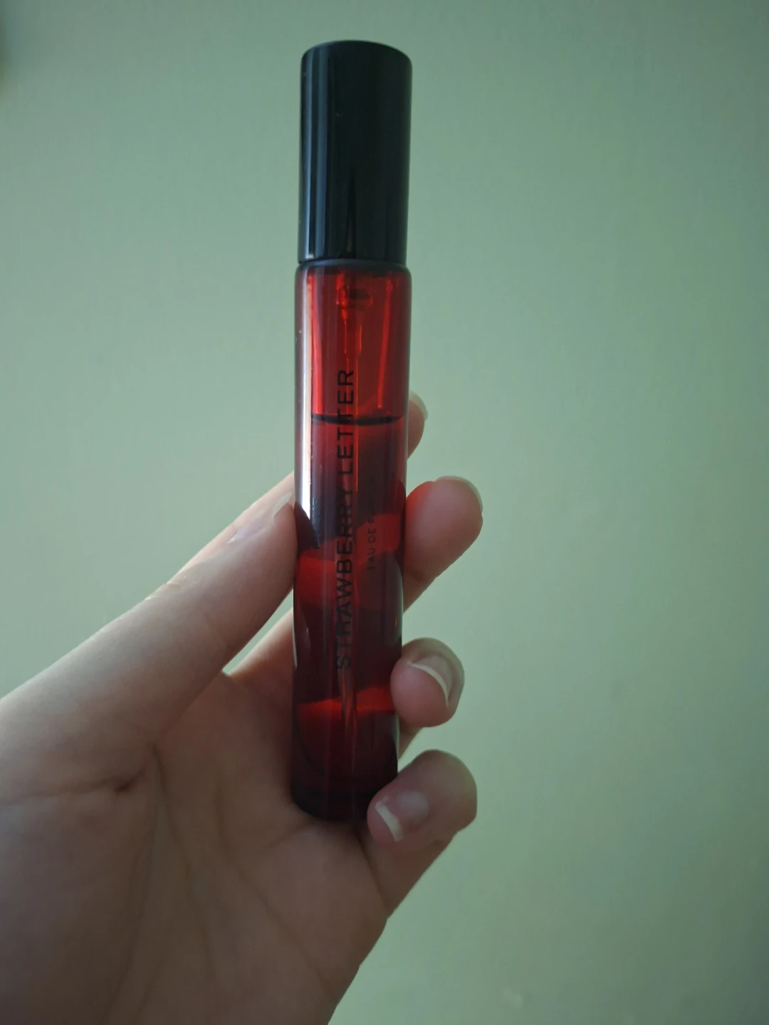 PHLUR Strawberry Letter Eau de Parfum Rollerball - photo 3