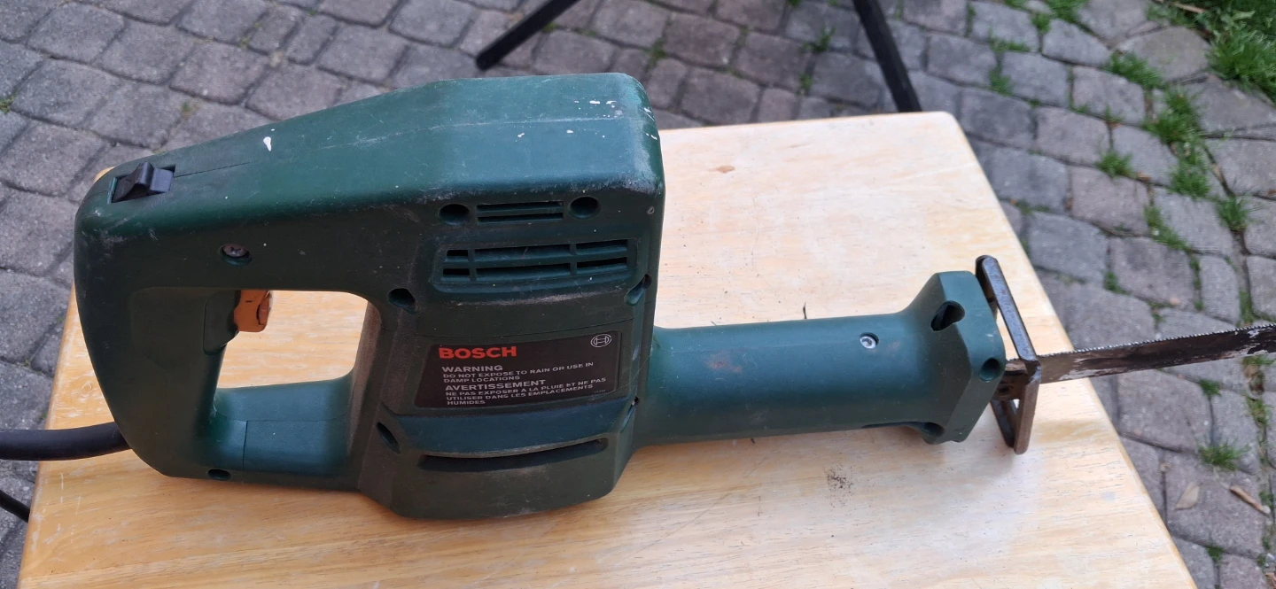 Bosch PFZ 550E Reciprocating Saw