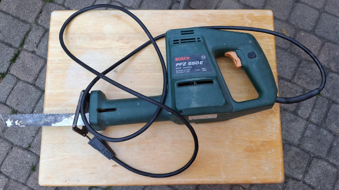 Bosch PFZ 550E Reciprocating Saw - photo 4