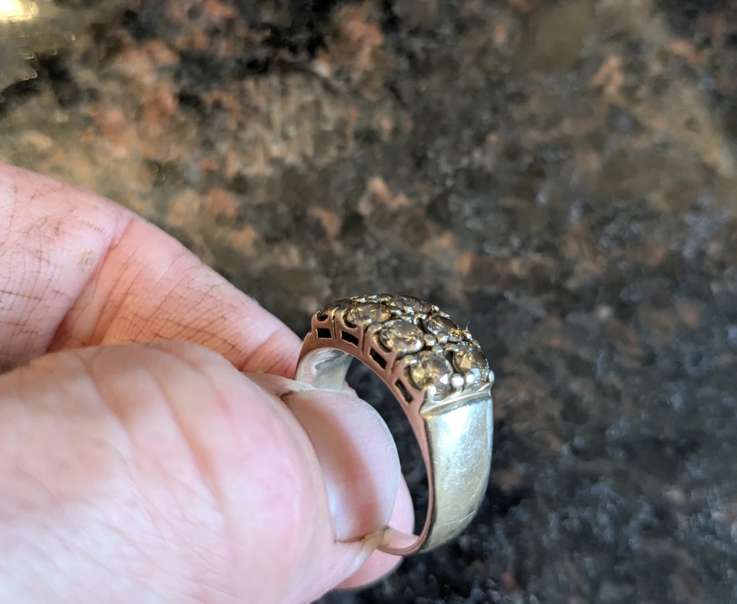 10g 14k custom white gold and diamond ring