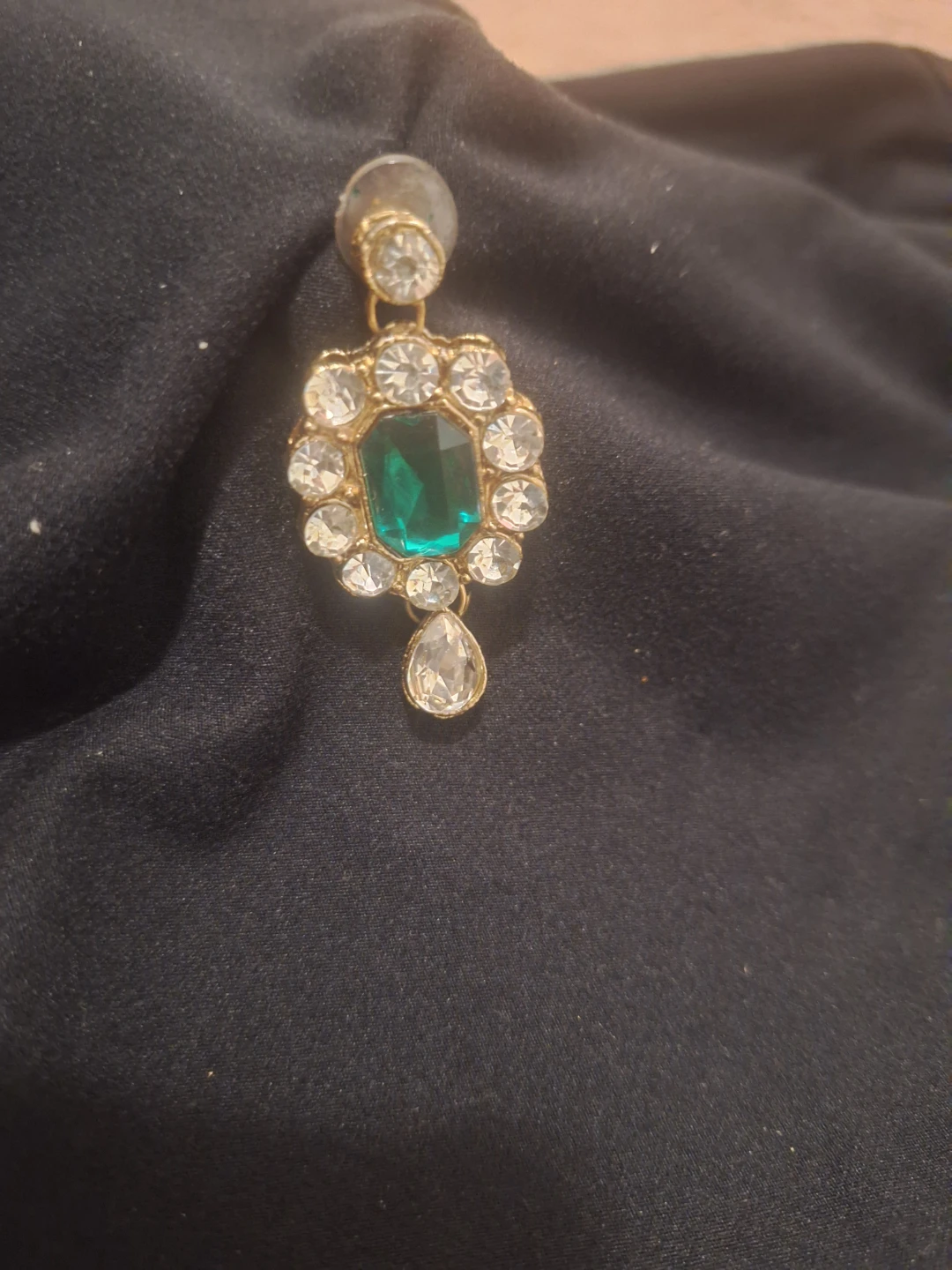 Green bead and rhinestone jewelry set - photo 2