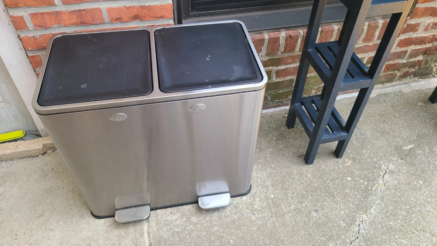 Simplehuman Dual Compartment Recycling Bin - photo 2