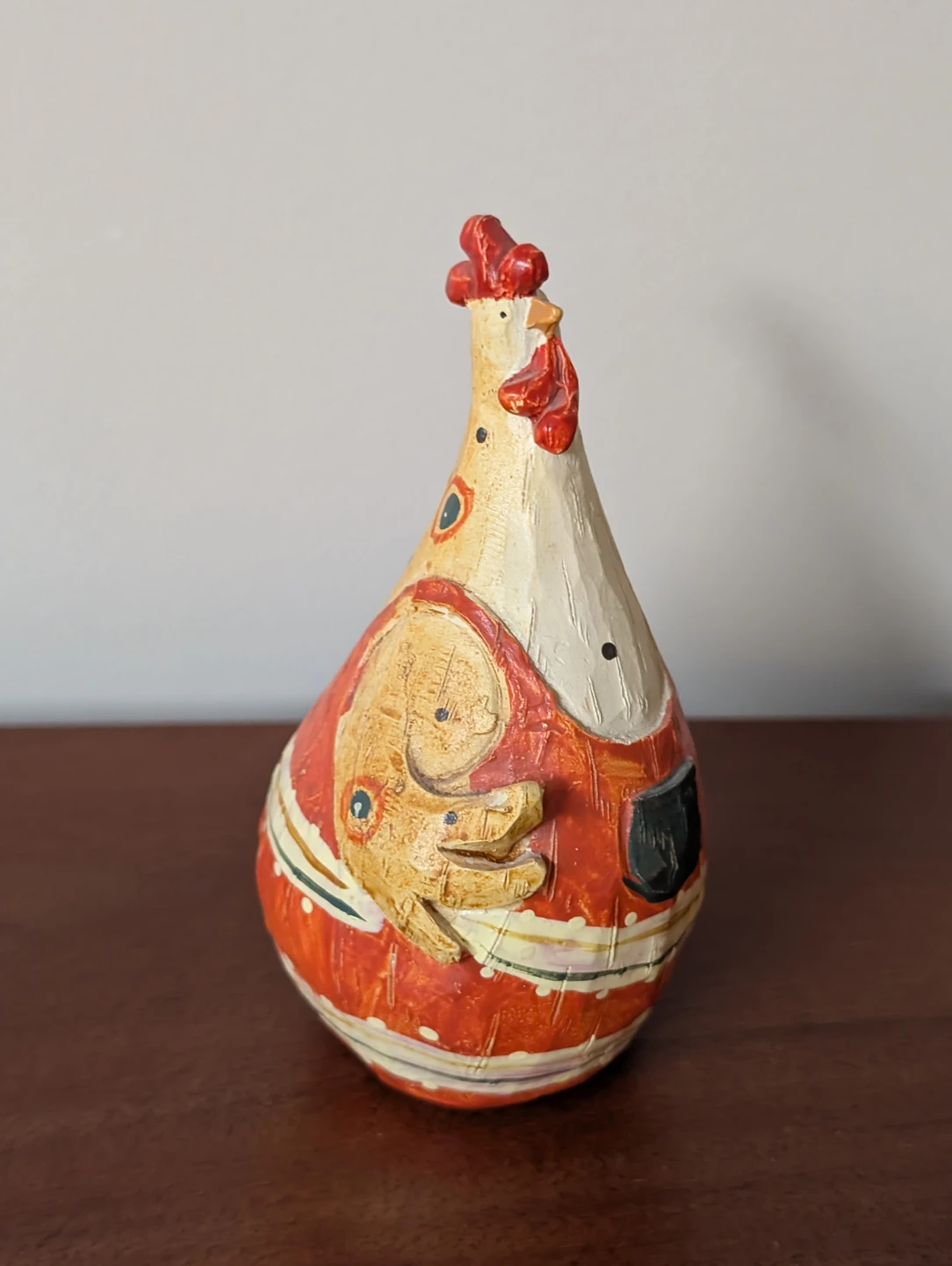 Decorative wooden Chicken Figurine