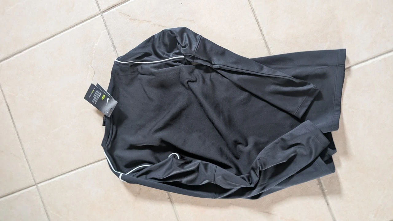 Nike Dry Long Sleeve Athletic Shirt - photo 2