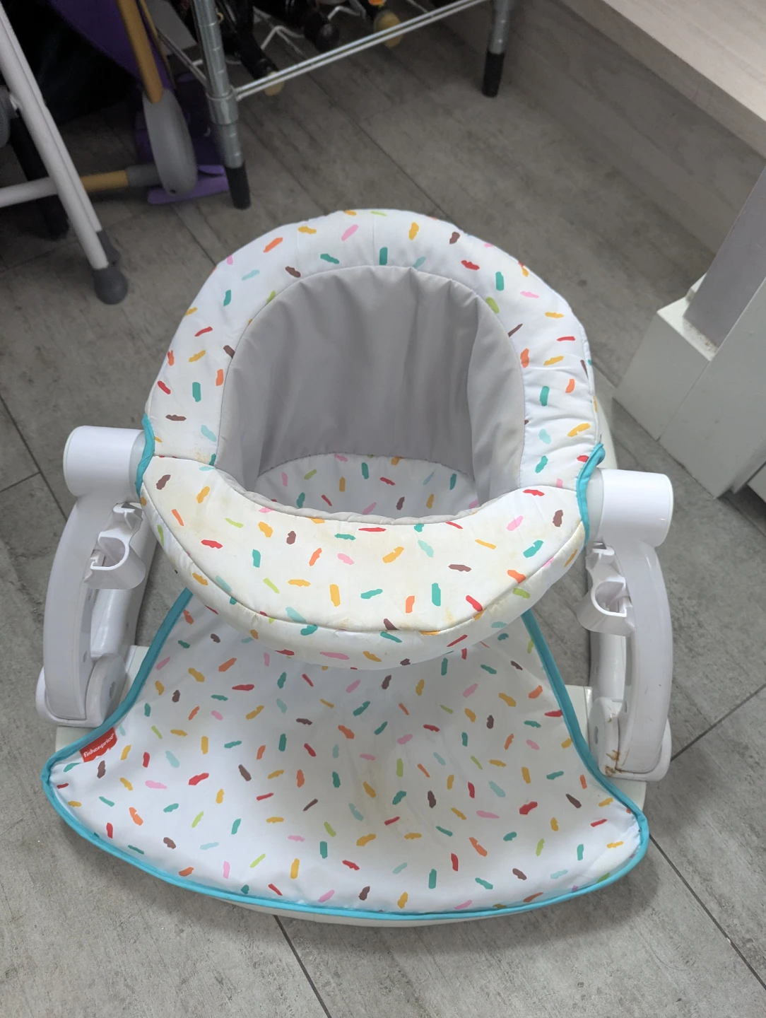 Fisher-Price Sit-Me-Up Floor Seat with Tray