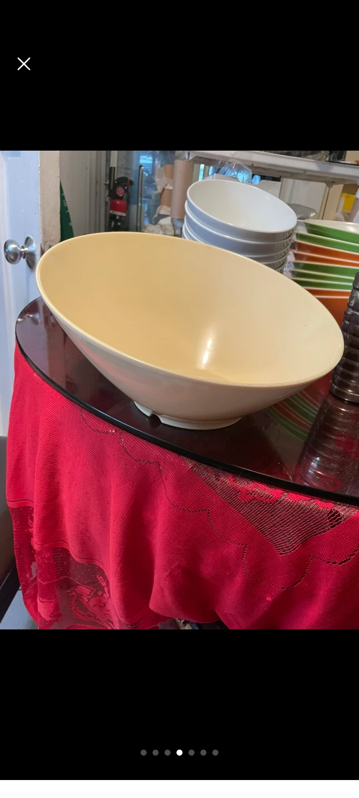 Assorted melamine and stainless steel kitchenware set