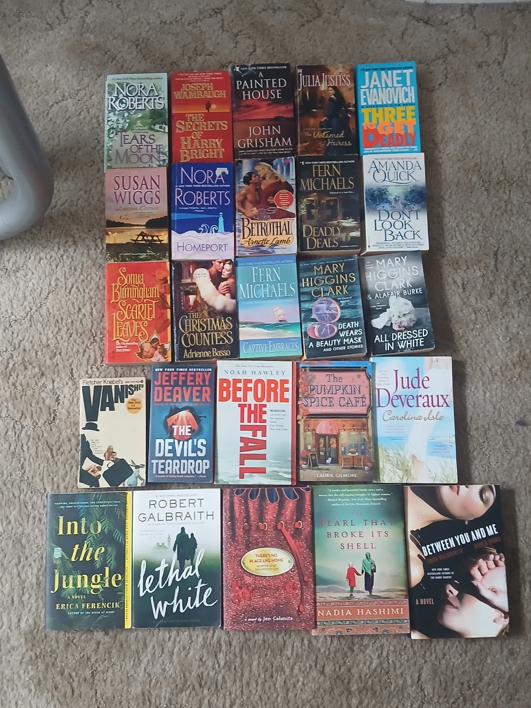 Assorted Novels - photo 2
