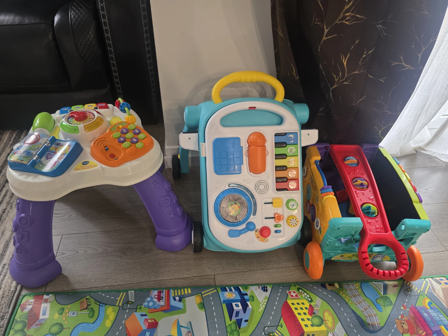 VTech Baby Play Set with Table and Walkers