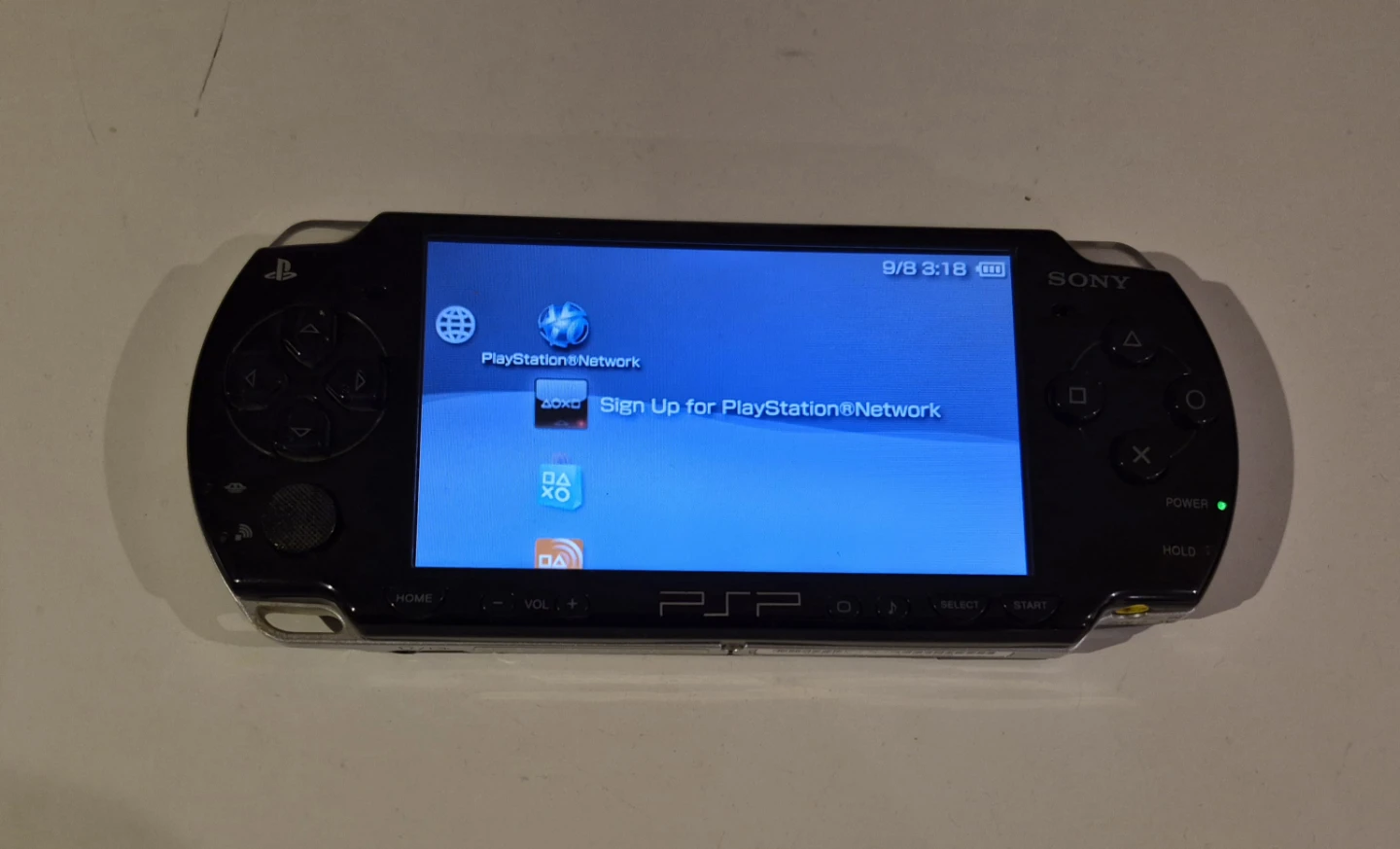 Sony PSP 2000 Bundle - photo 2