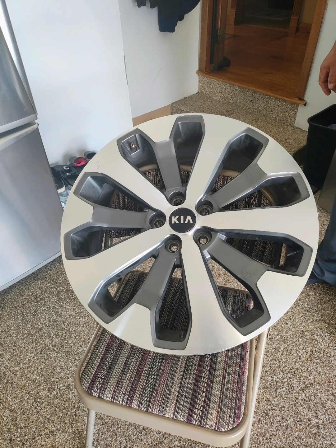 20" OEM Kia Telluride Wheel Rim (2020-2022) - Factory Original