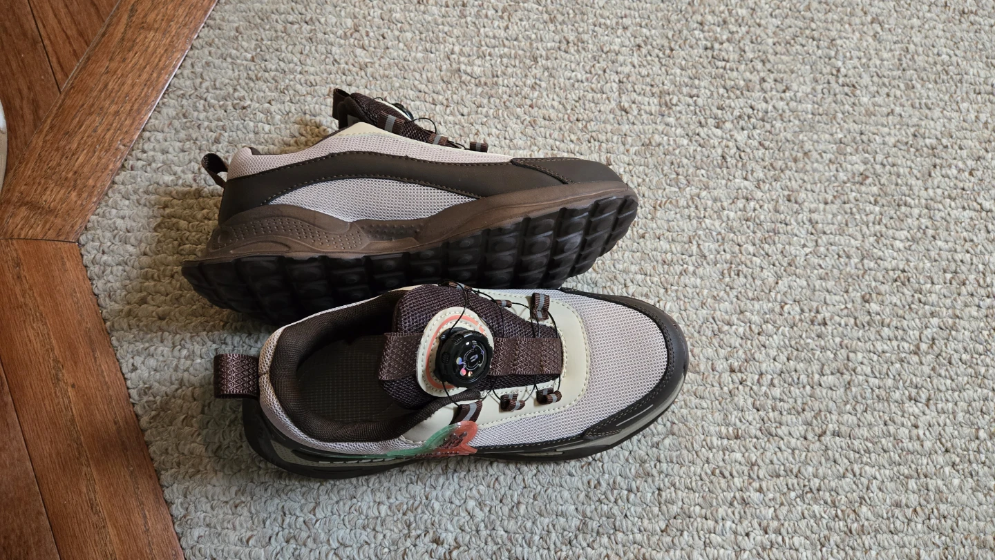 New Kids' Sneakers, size 7 - photo 5