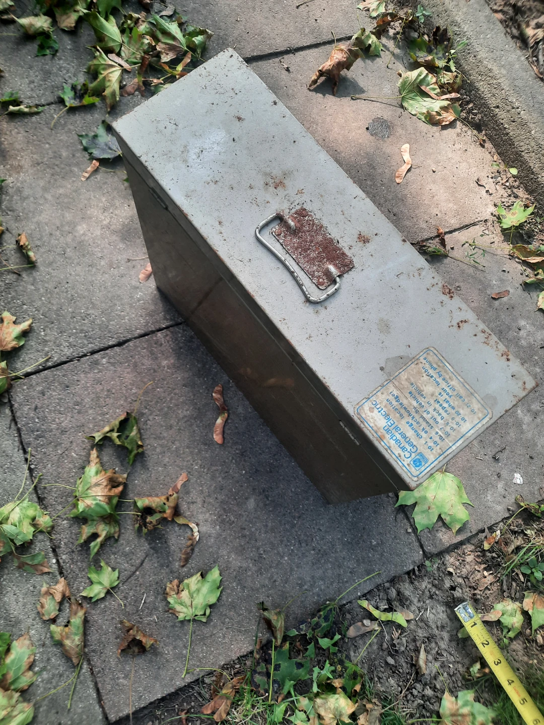 Metal filing box