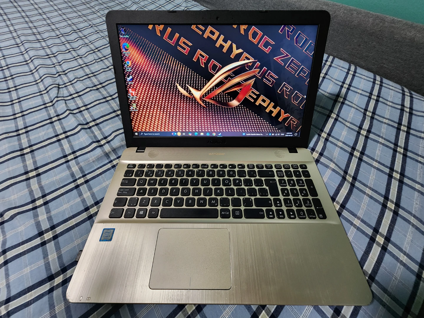 Asus laptop 1tb