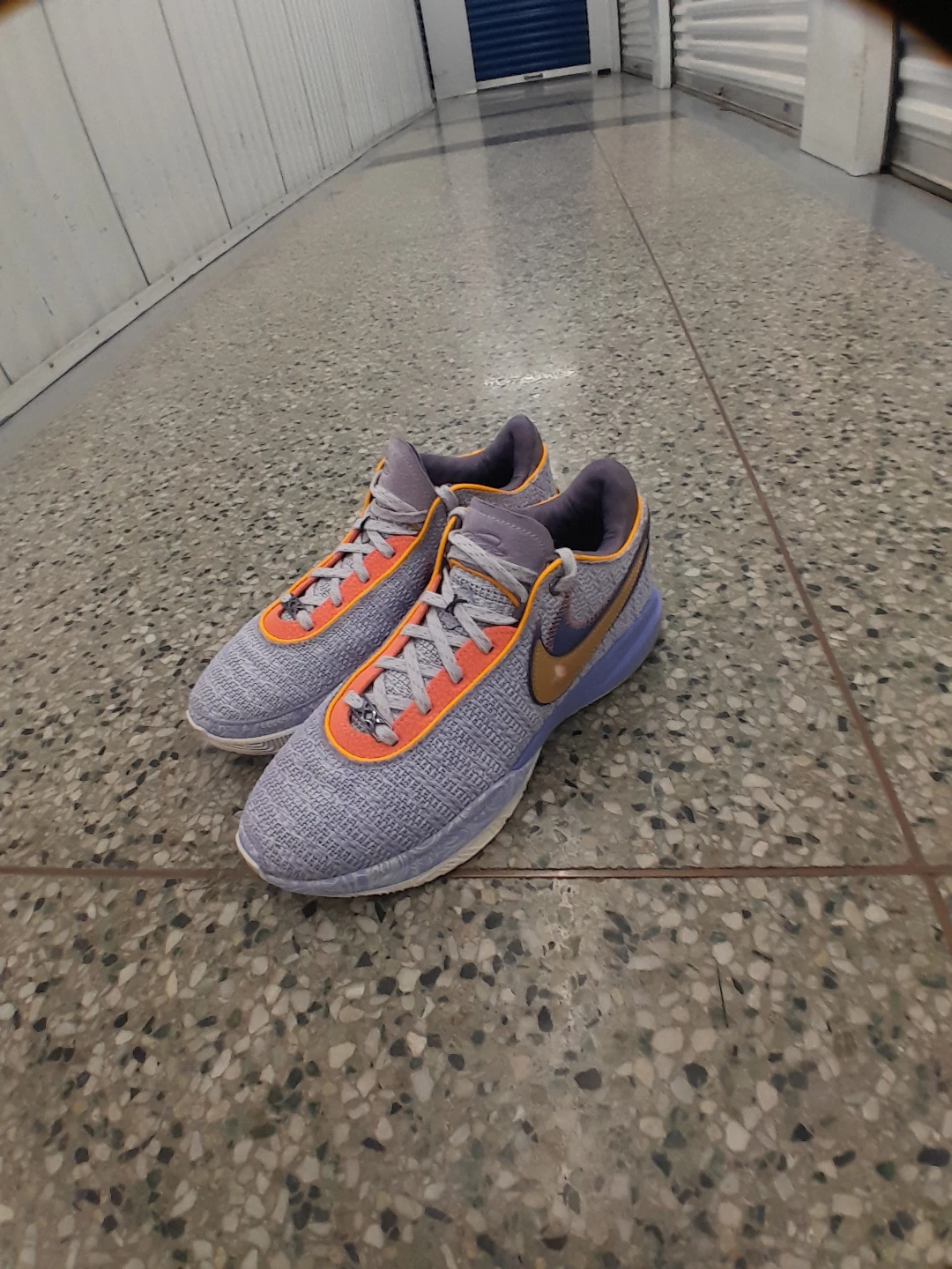 Nike Men's Basketball Shoes Size 10
