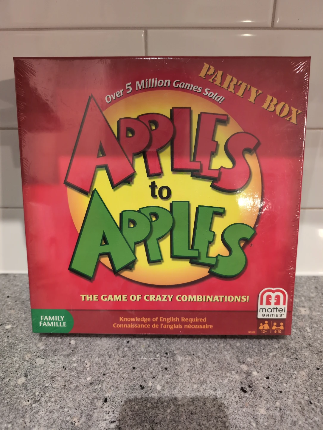 Apples to Apples Board Game - BNIB