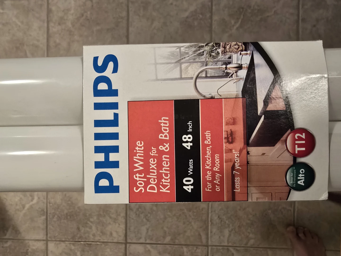 Philips Soft WhiteDeluxeFluorescentLBulbs 40W, 48 inch (3 Pack)