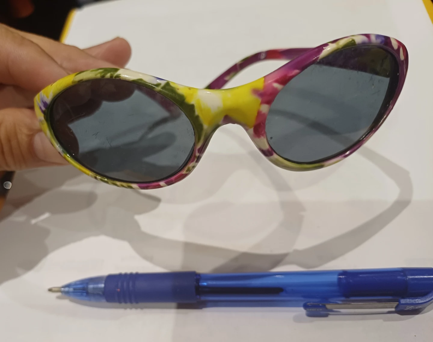 Child's Floral Sunglasses - photo 2