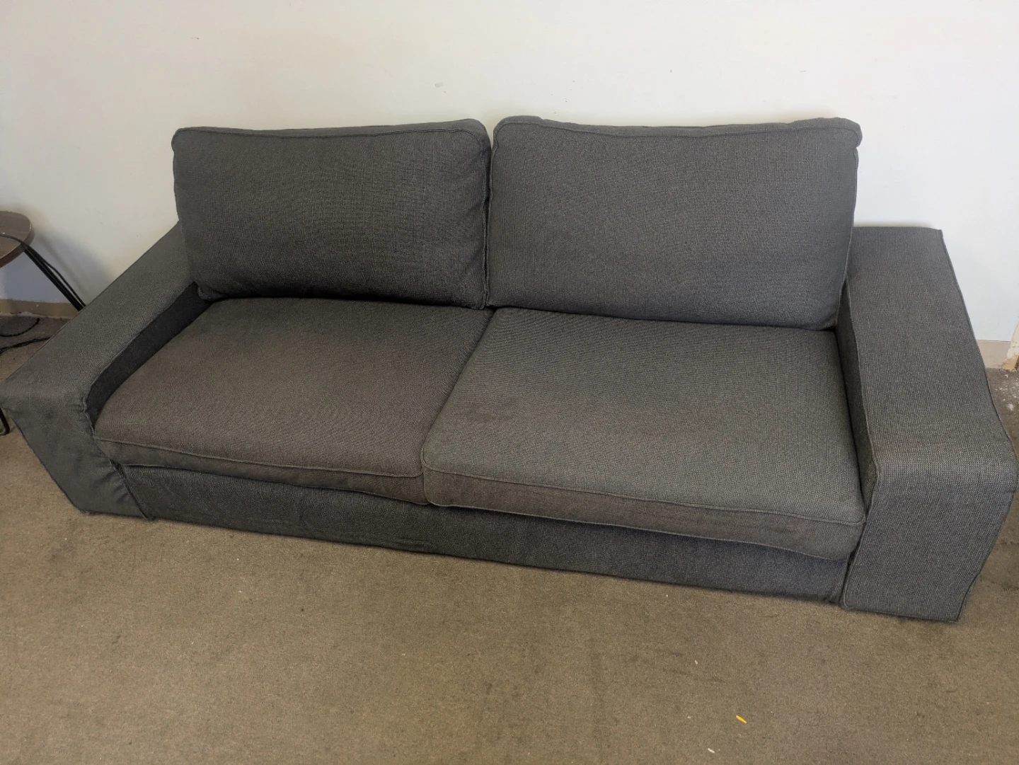 Couch - free delivery - photo 3