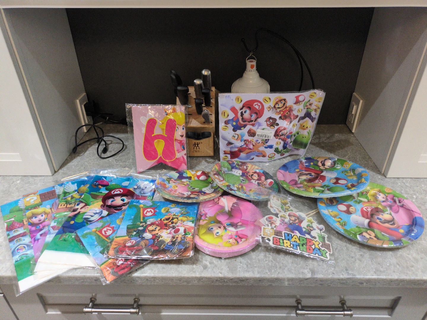 Super Mario Birthday Party Supplies Set