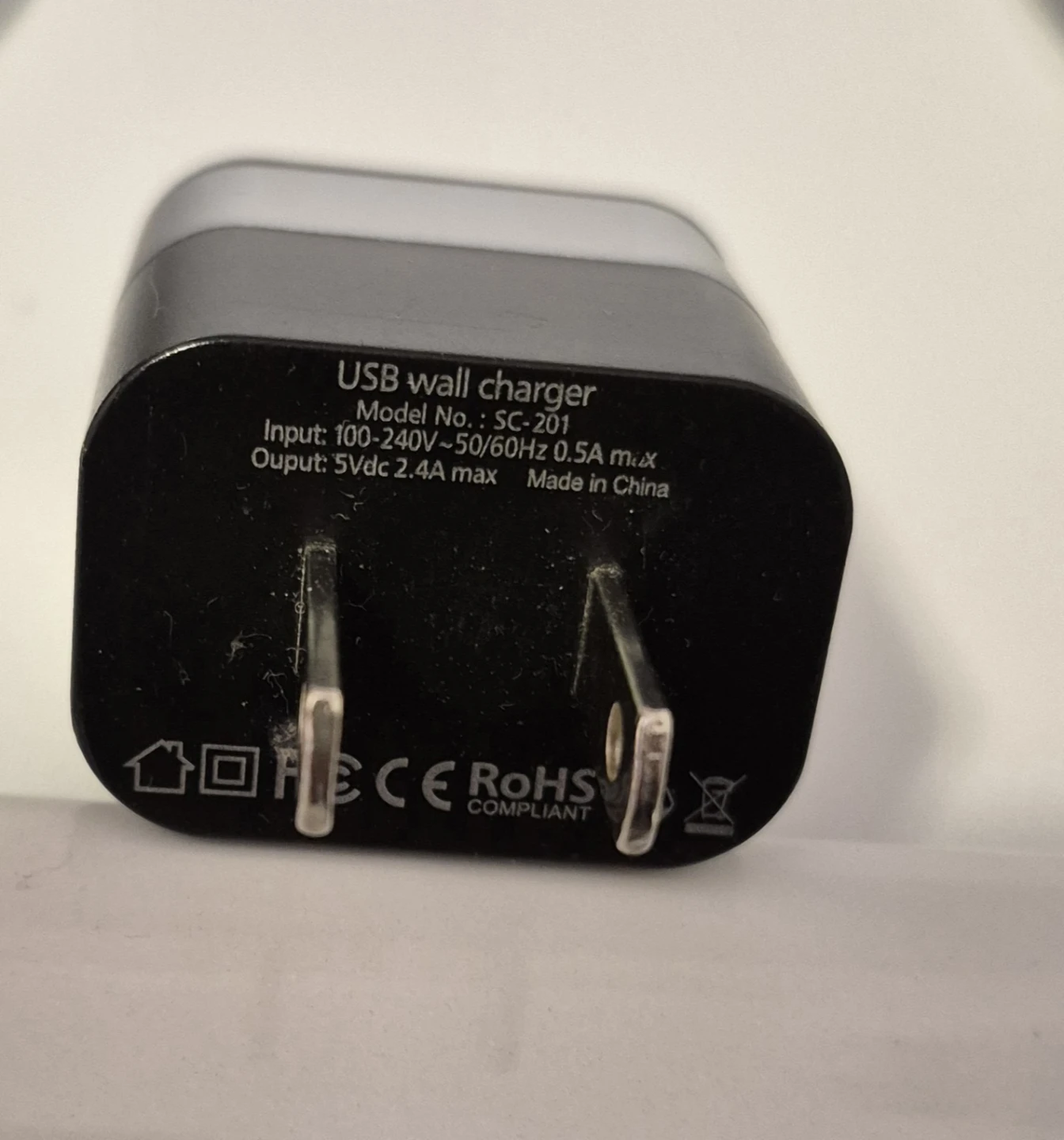 USB Wall Charger - Dual Port - photo 3