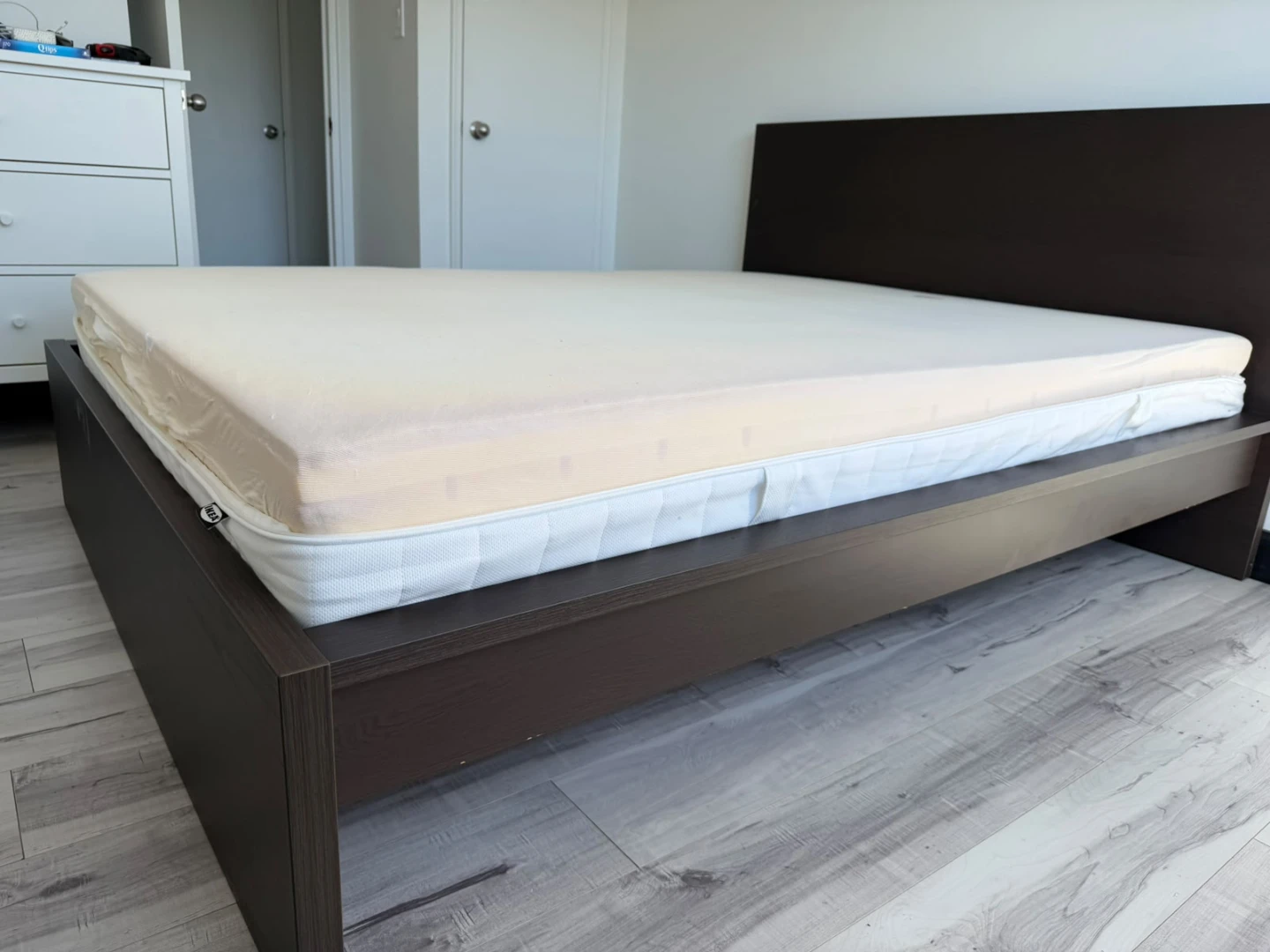 IKEA Malm Bed Frame with Drawers - Dark Brown - photo 3