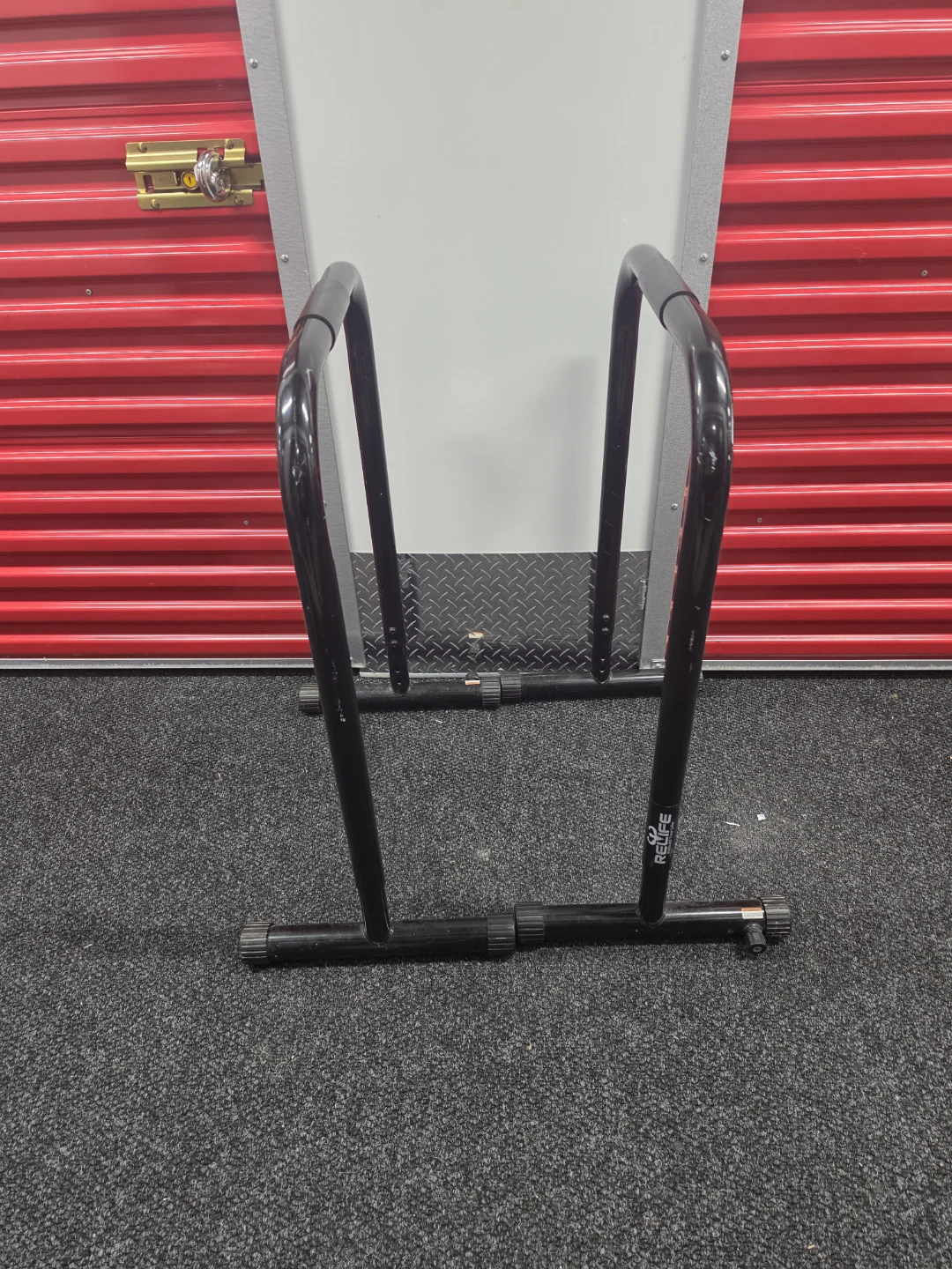 RELIFE Pull Up Bar Dip Station