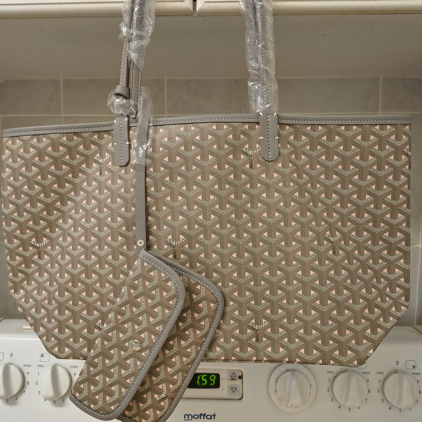 Tote bag
