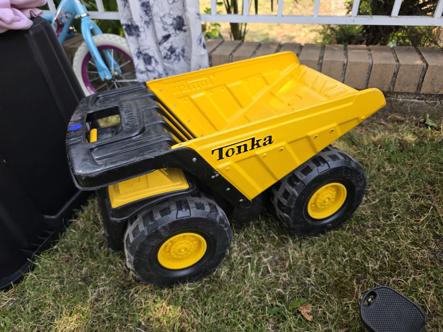 Tonka Toy Dump Truck
