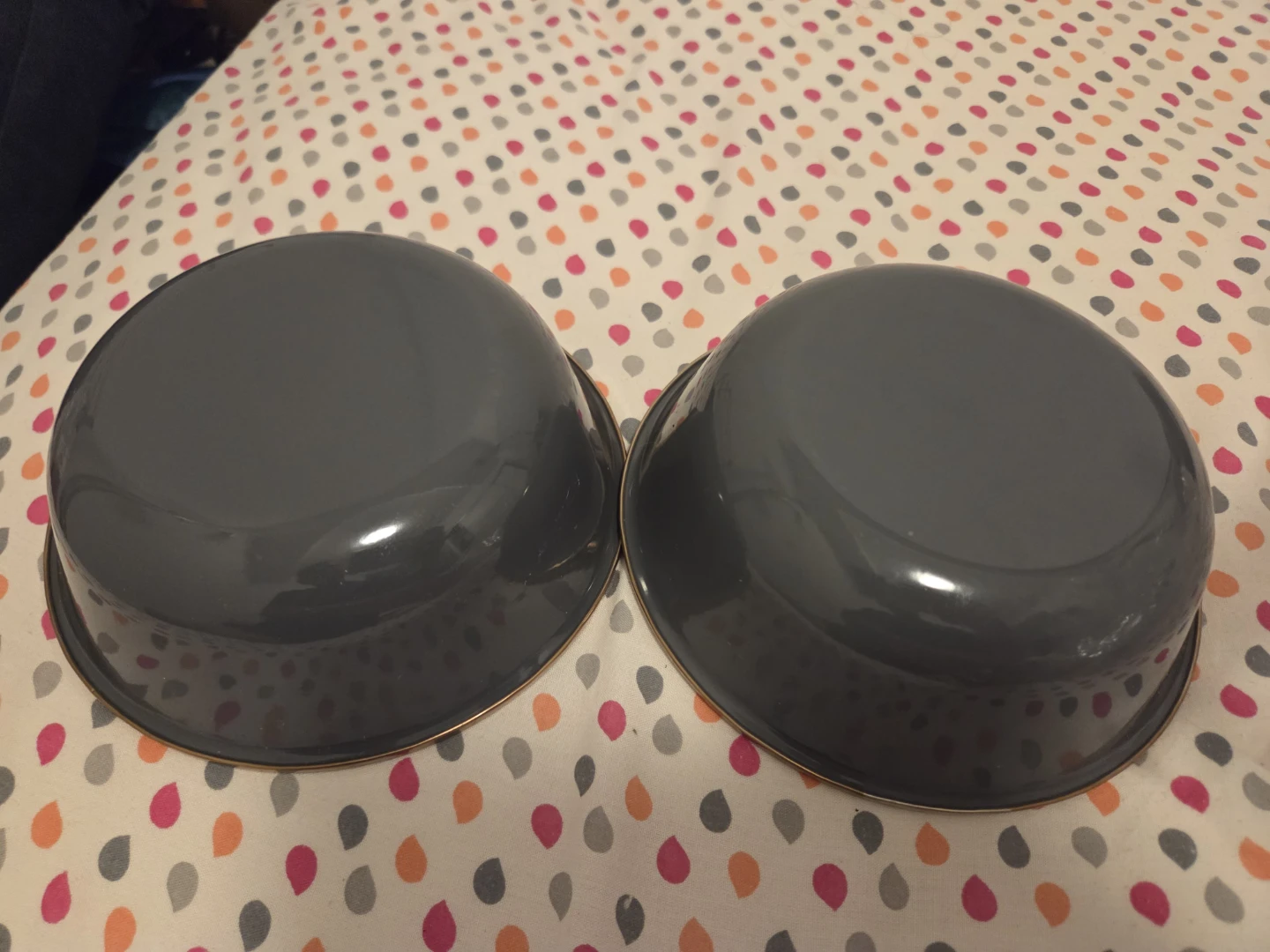 Set of 2 Grey Serving Bowls - photo 3