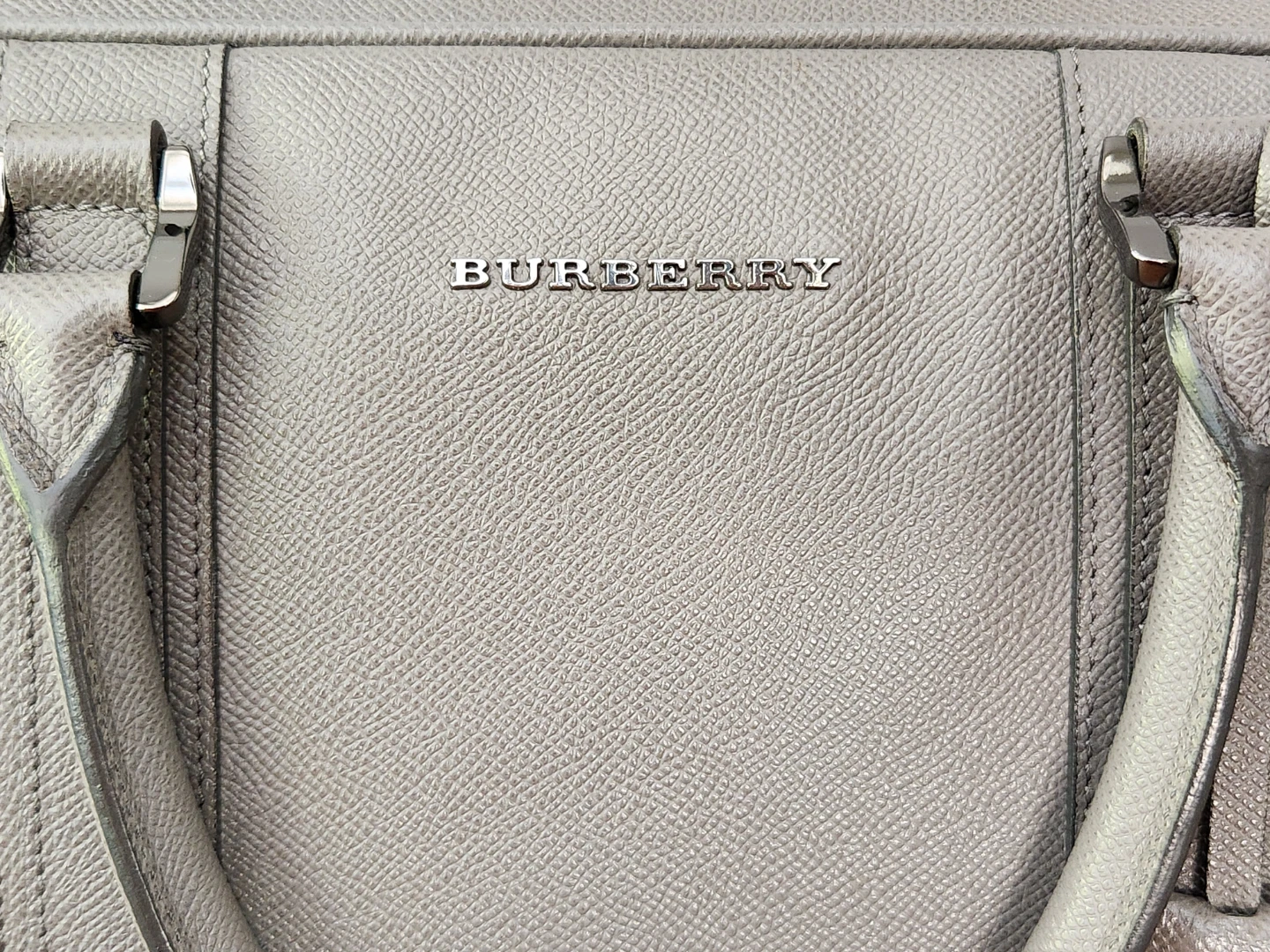 Burberry Grainy Leather Briefcase - photo 3