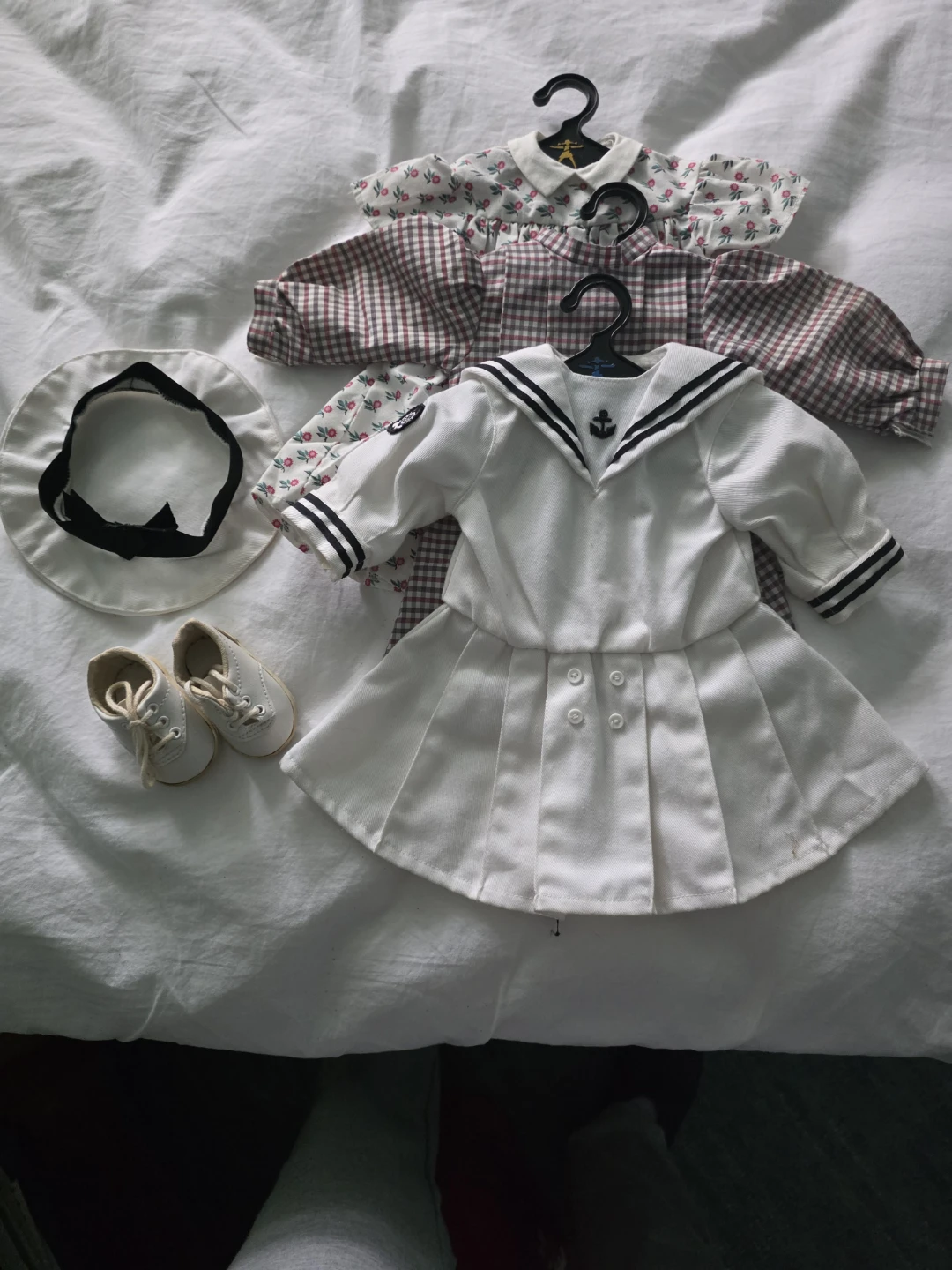 Assorted American Girl doll clothes and accessories - photo 3