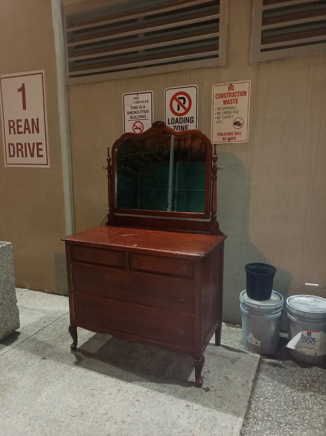Antique Dresser with Mirror - photo 2
