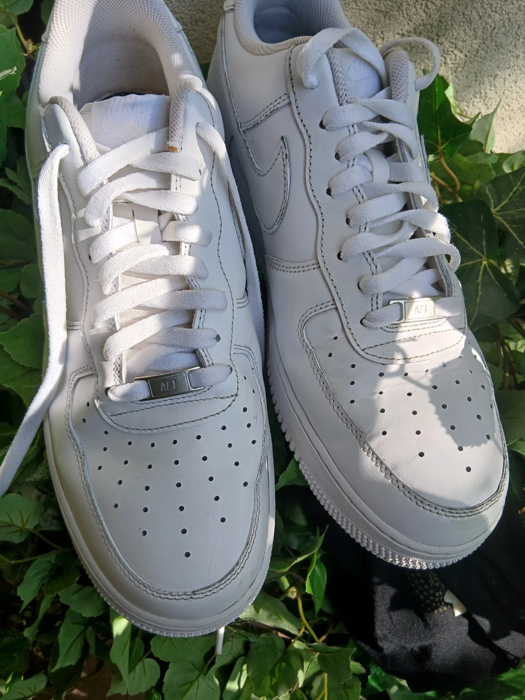 Nike Air Force 1 White Sneakers US 12.5 - photo 2