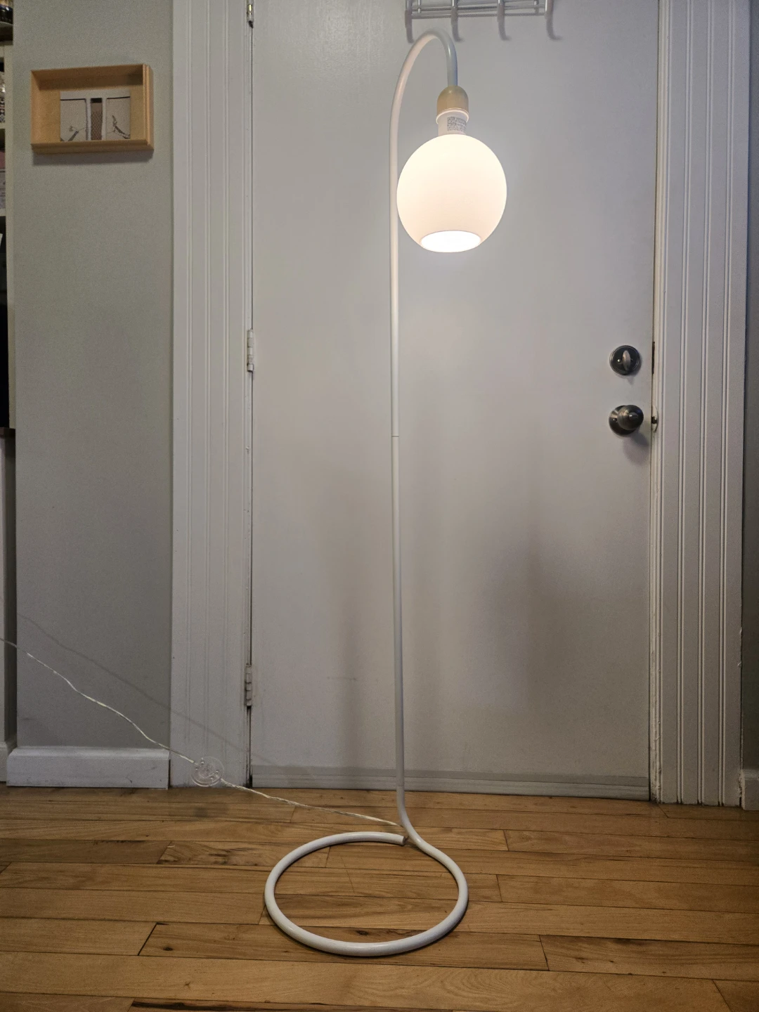 White Arc Floor Lamp with Frosted Globe Shade - photo 4