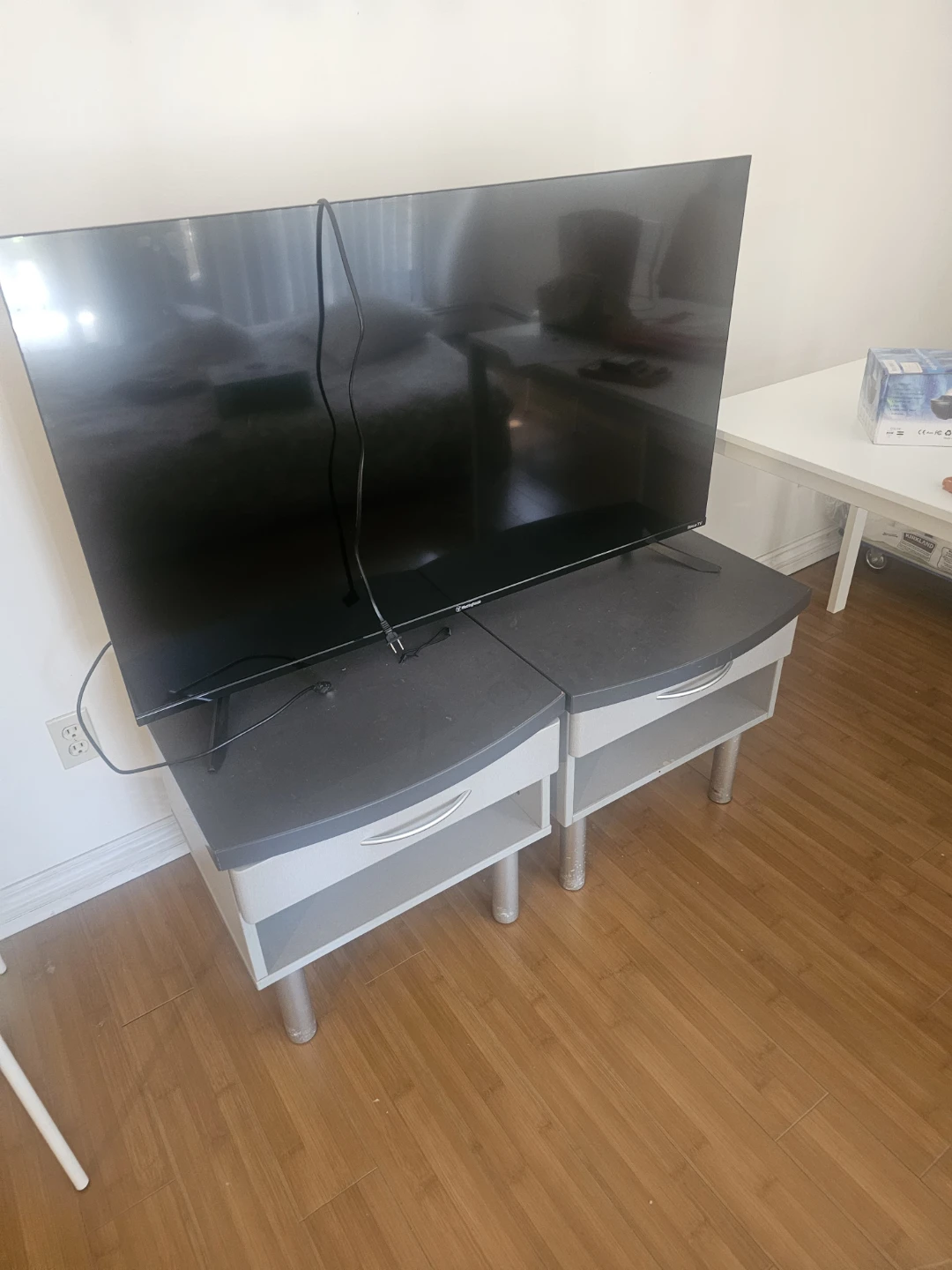 Samsung 50" TV - photo 2