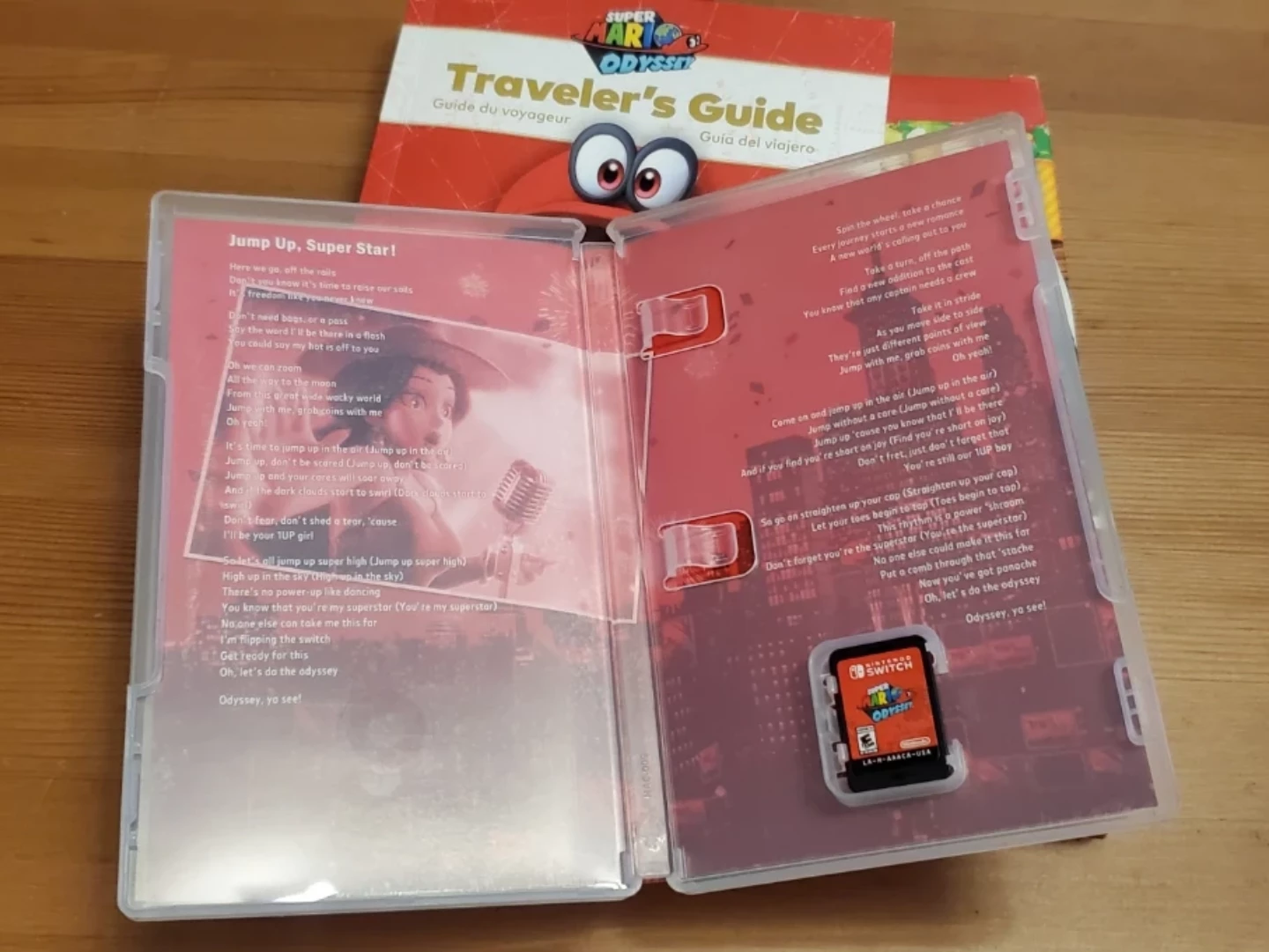 Nintendo Switch Super Mario Odyssey Game with Traveler's Guide - photo 2