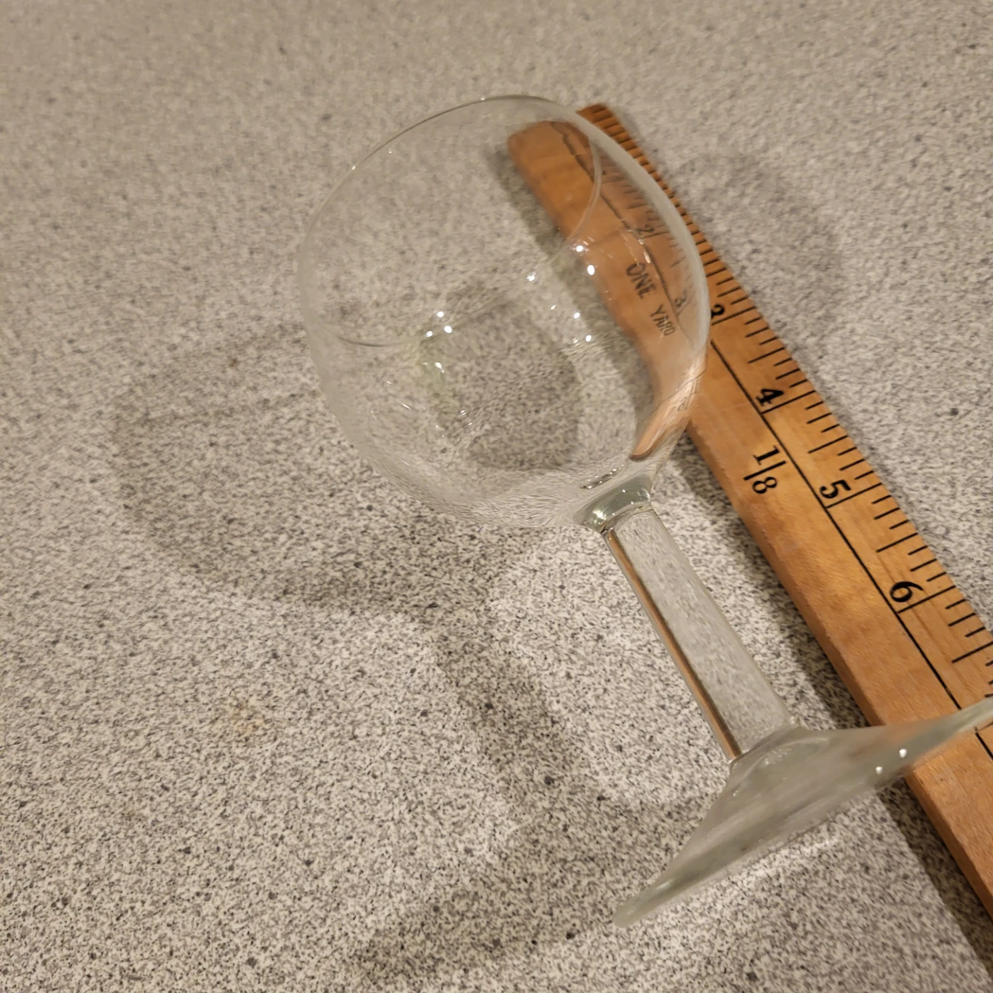 Set of 3 Clear Wine Glasses - photo 2