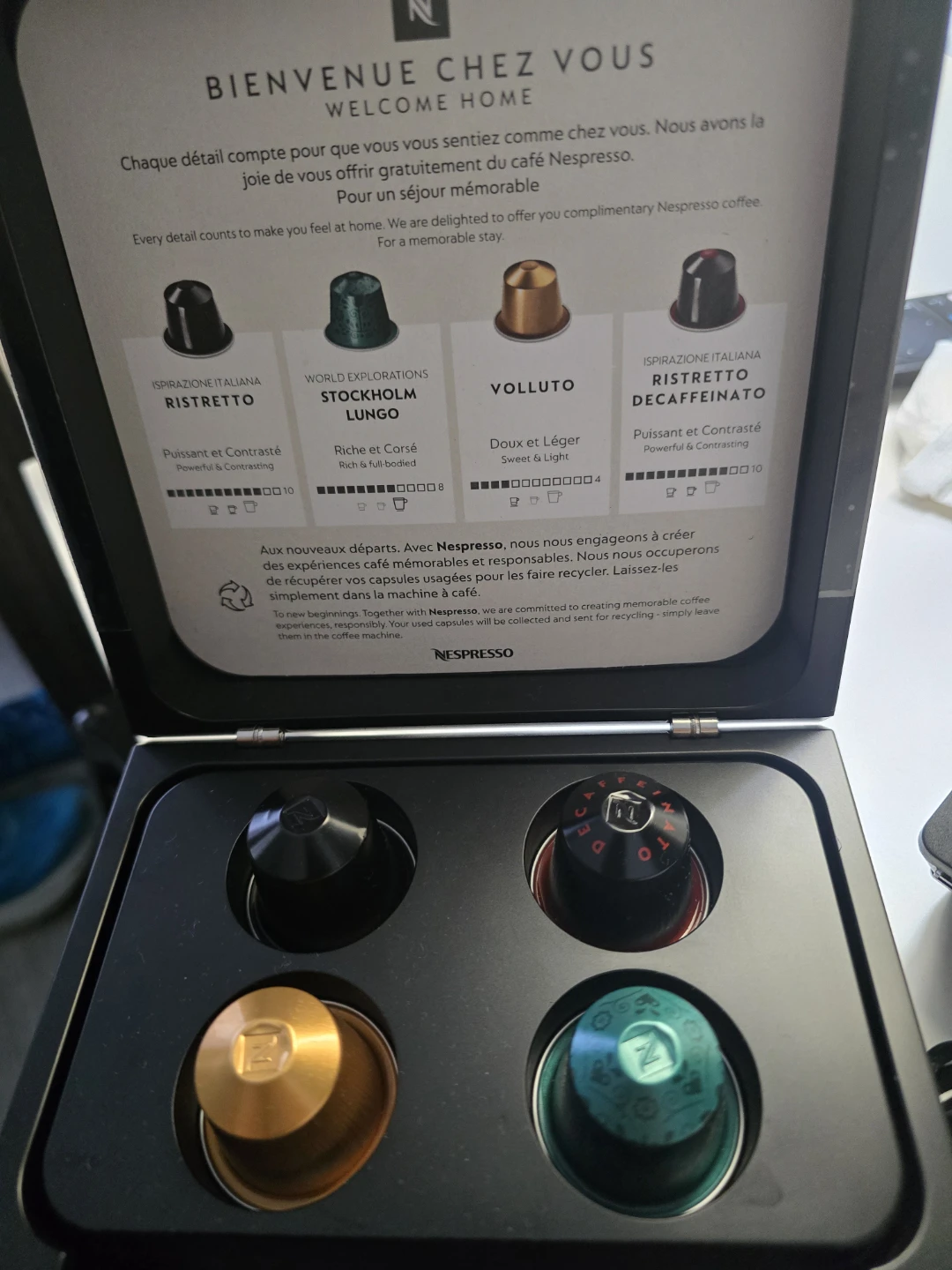 Nespresso Pixie Coffee-Espresso by Breville - Titan - photo 5