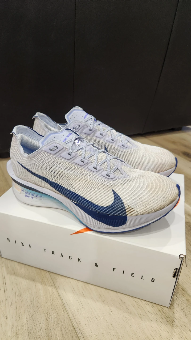 Nike Vaporfly 4 - photo 4