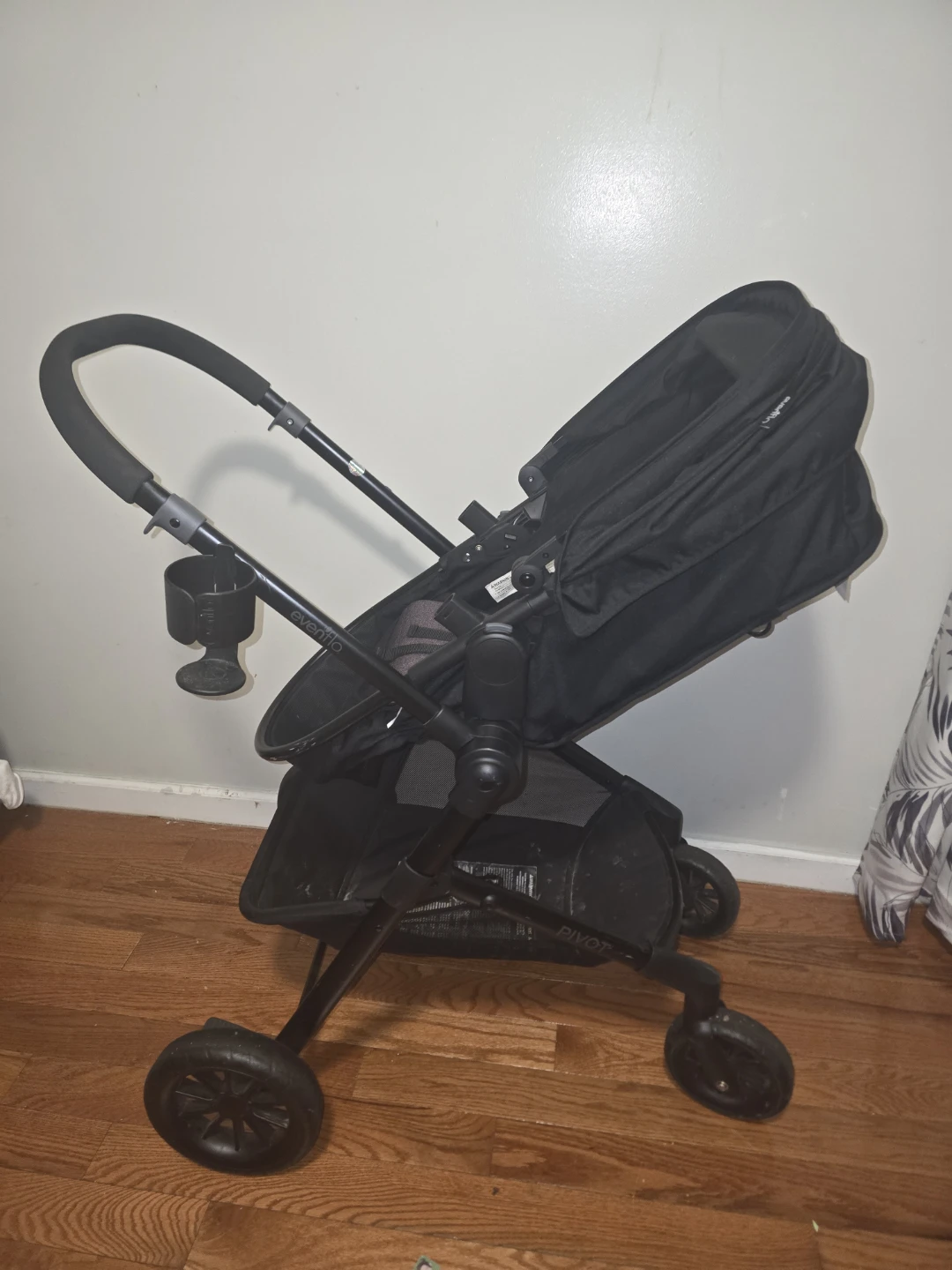 Evenflo Pivot Stroller Seat and Bassinet Attachment - photo 5